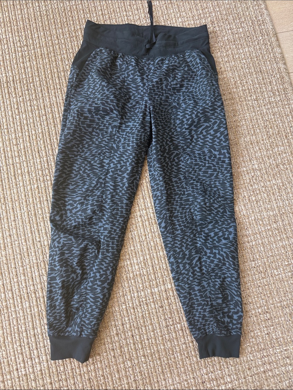 Lululemon Jogger Pants